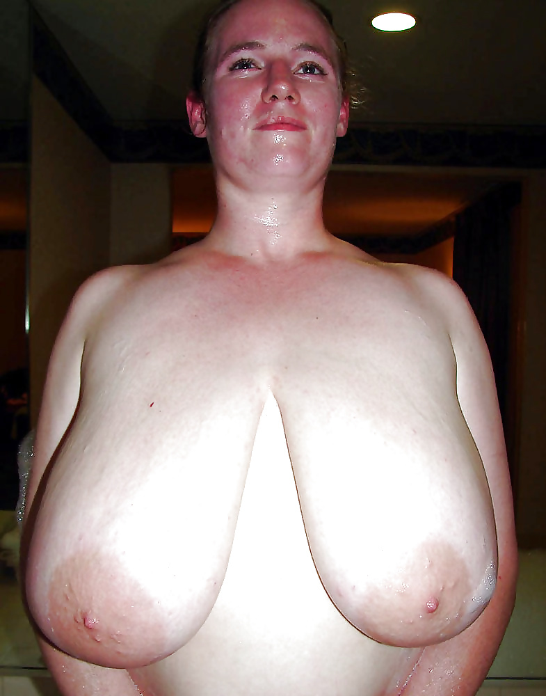 乳房：大きい、柔らかい、重い、ハンガー#21
 #29105838