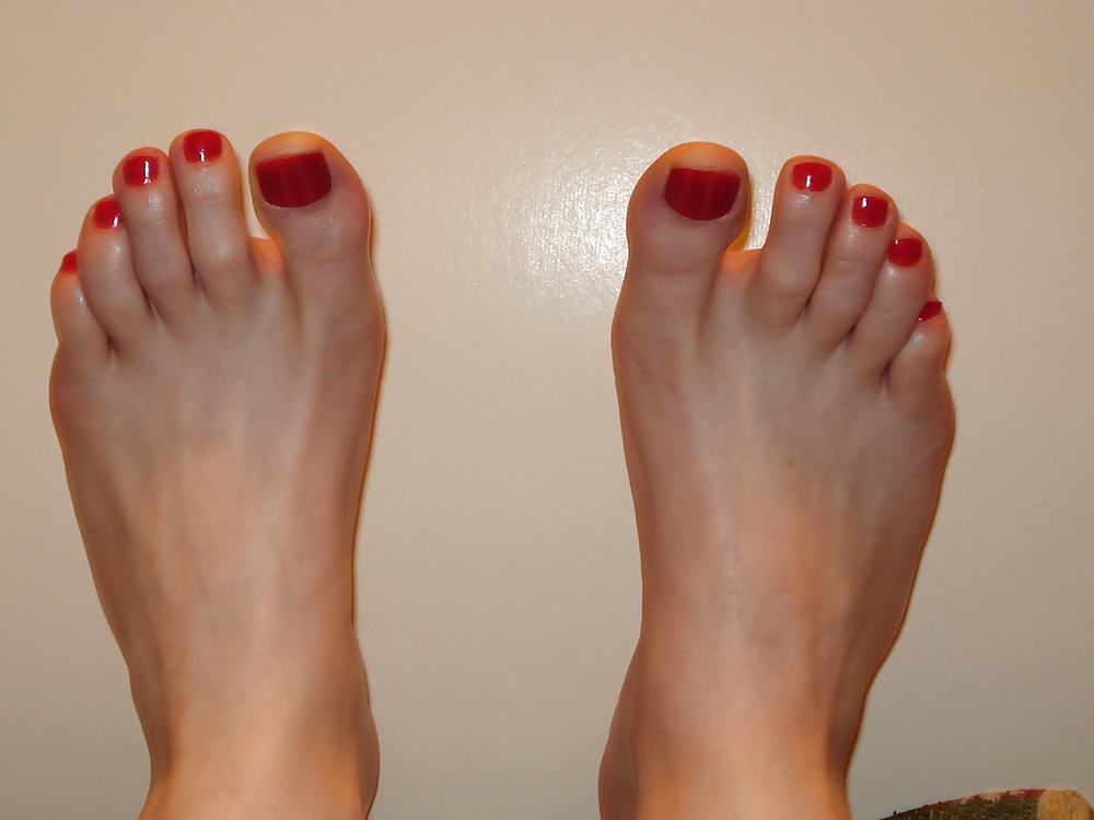 Feet #25137662