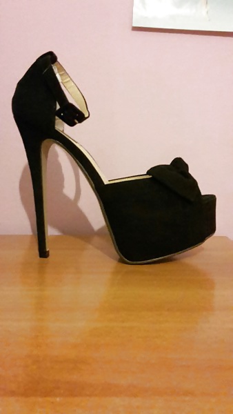 Heels #24274035