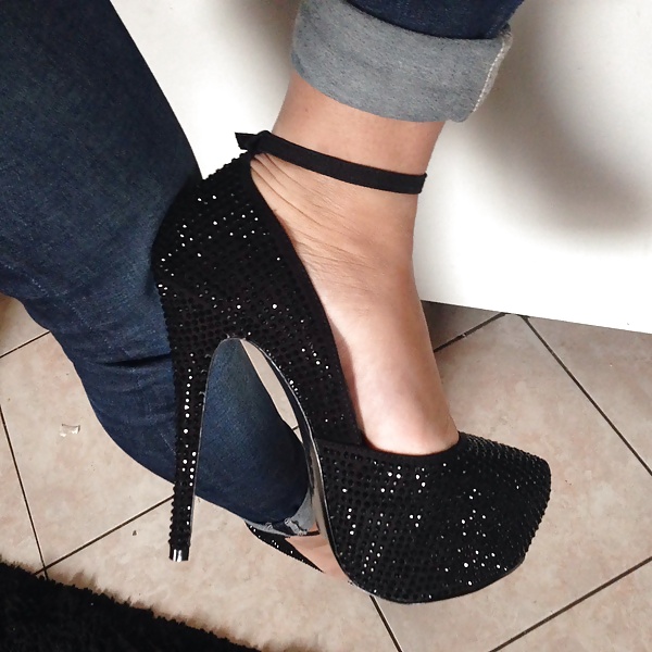 Heels #24274195