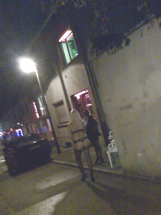 Prostitutas callejeras europeas. edición barata
 #29306628