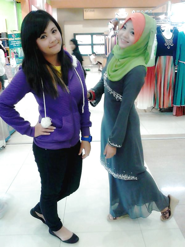 Awek ipt melayu comel
 #41066368