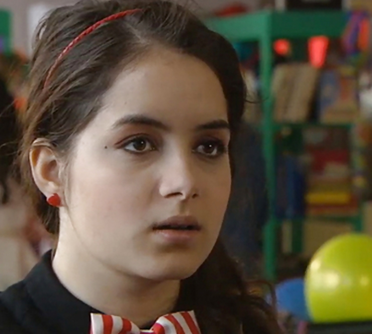 Dilara horuz
 #26160576