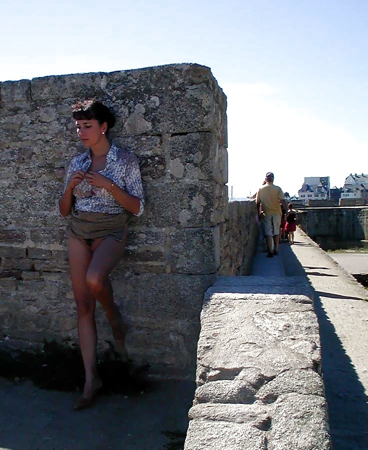 FRENCH NADINE flashing at Concarneau 2003  #27121731