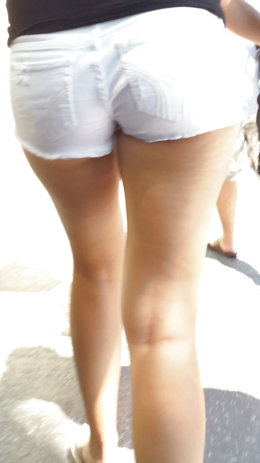 Public teen ass & butt in white shorts #37027242
