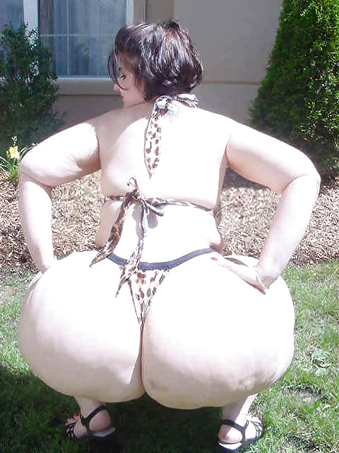 Huge booty 28 #40951335