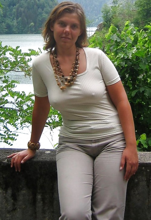 Braless 8 #33377005