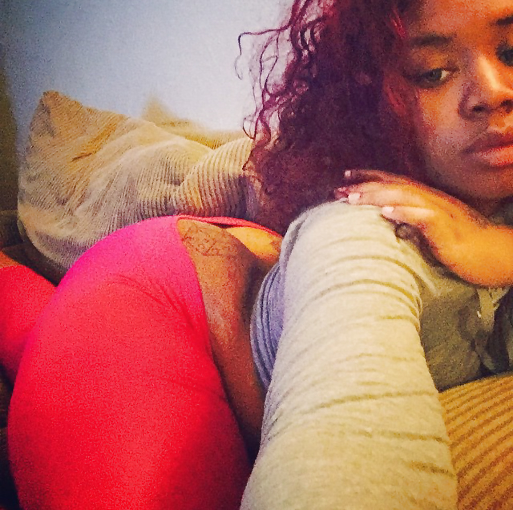 BLACk cURVES #40705904