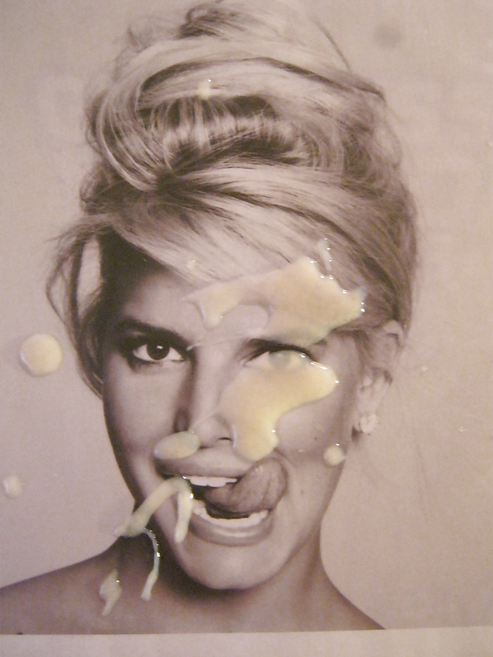 ¡Jessica Simpson se hace crema! #1
 #34962534