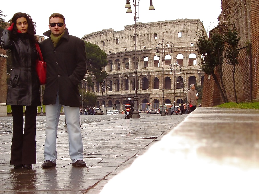 Italian couple #40401092