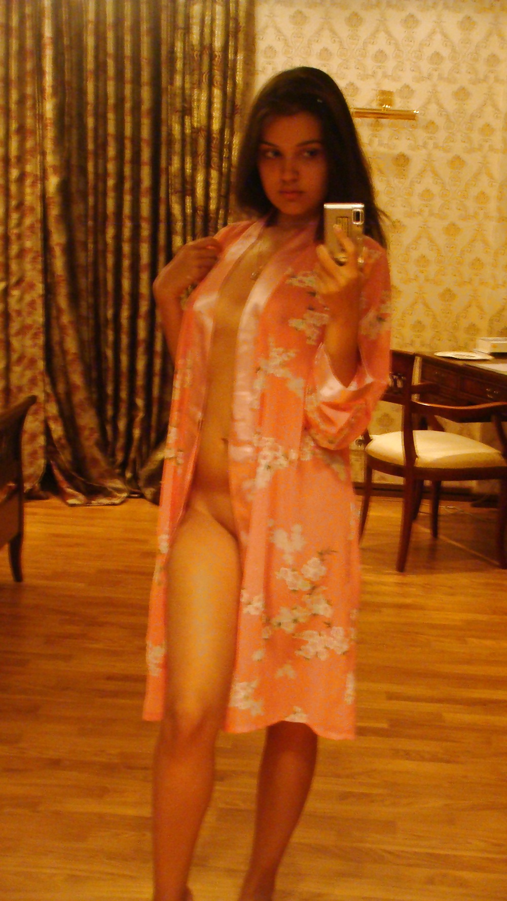 スタックアップガール
 #29996541