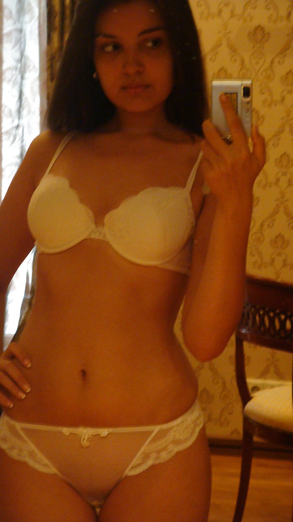 スタックアップガール
 #29996595