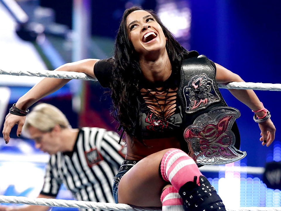 WWE aj lee
 #37488327