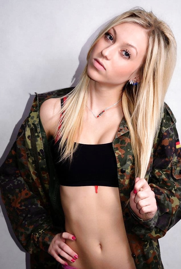 Plガール17
 #27358835