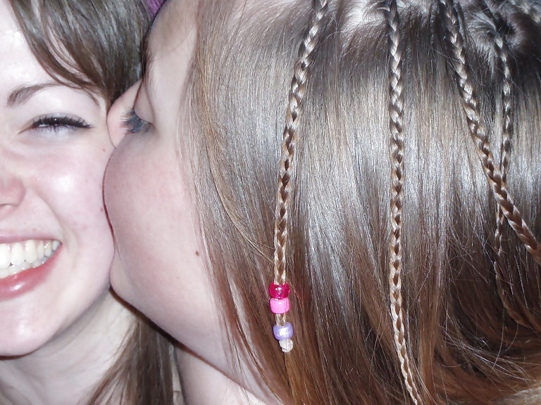 Girls Kissing Girls 17 #40873902