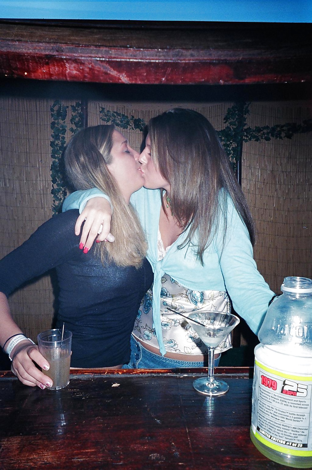 Girls Kissing Girls 17 #40873916