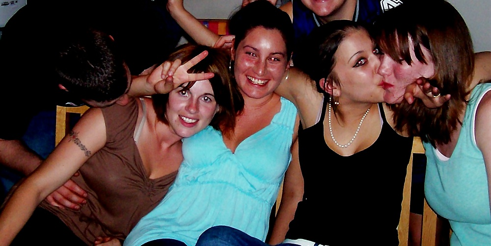 Girls Kissing Girls 17 #40873928