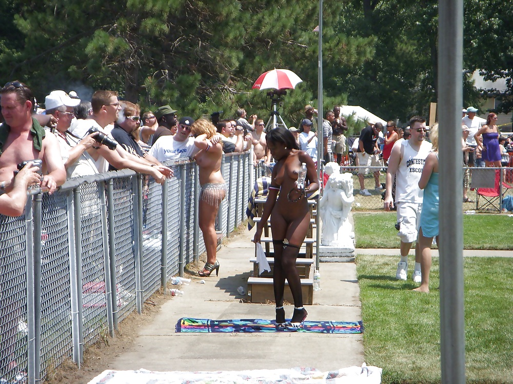 Coco Göttlich Zu Nap 2011 #26723475