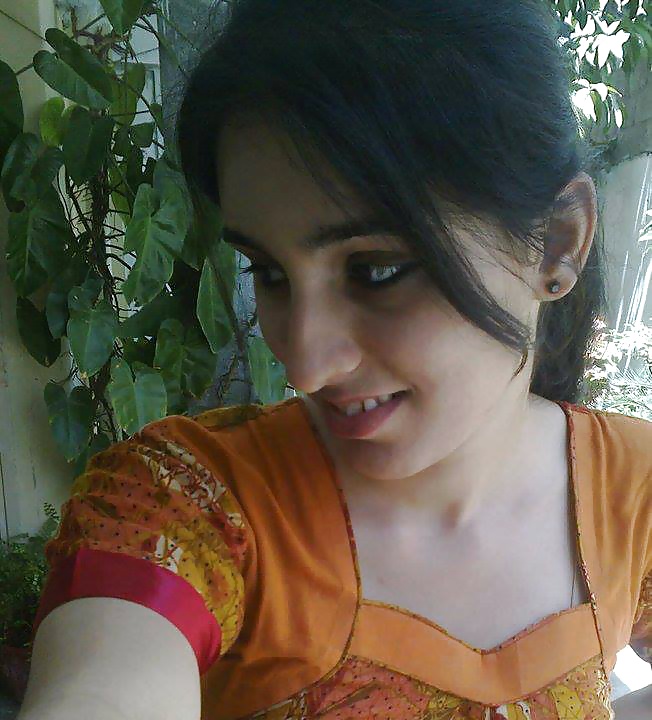 Karachi Girl Zobia #38907934
