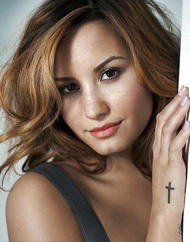 Demi Lovato #34774945