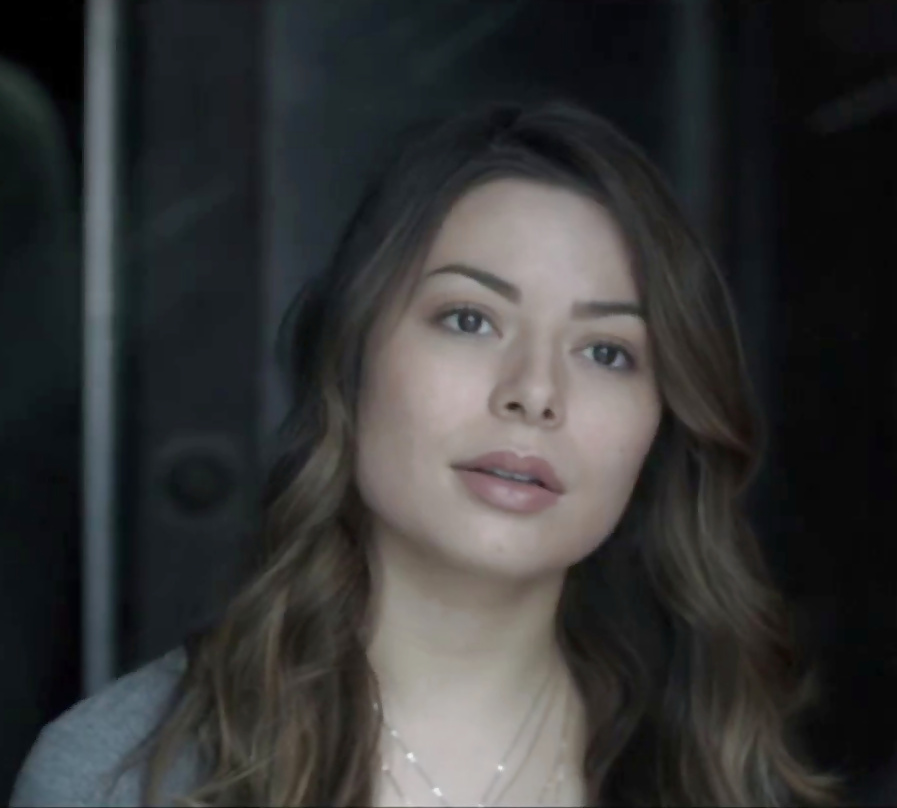 Miranda Cosgrove - '' Anhänger Caps ", Um Die Eindringlinge" #40440169