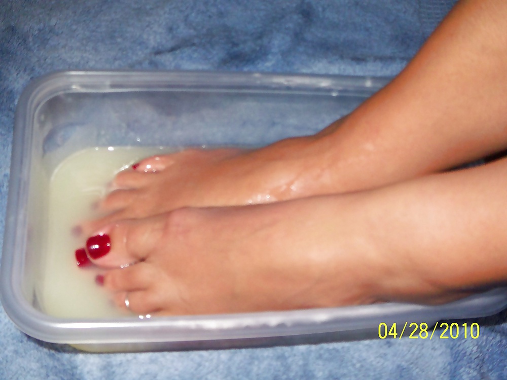Feet cum bath #39656234