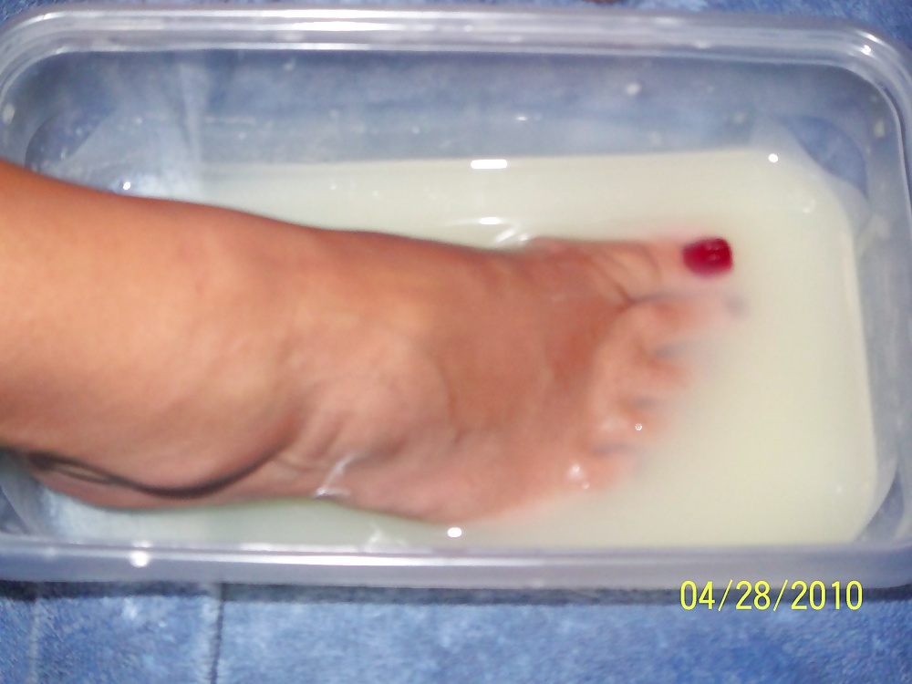Feet cum bath #39656264