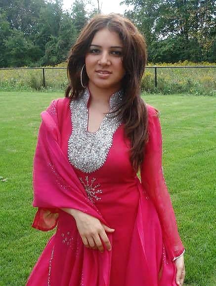 Desi beauty in SILK. #23430589