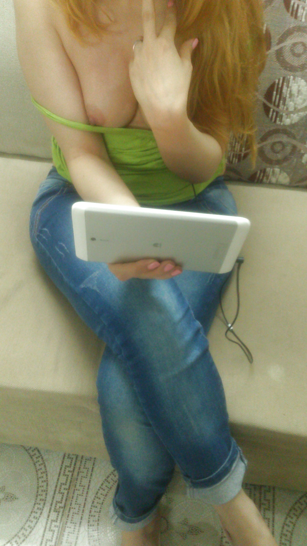 Mi esposa 2
 #31022503