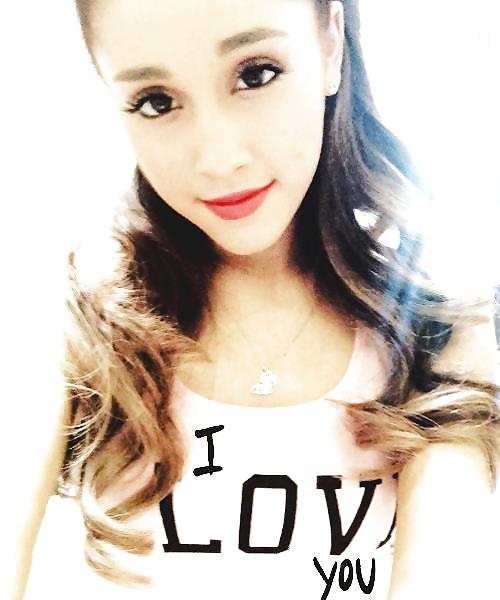 Ariana Grande Pics1 #37302885