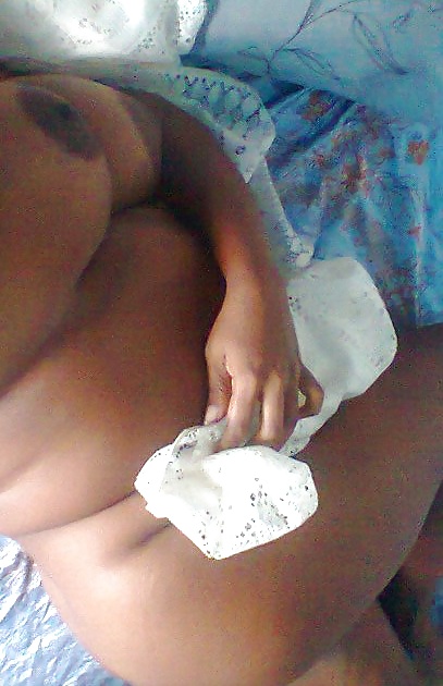 Amiga brasileña de 50 años
 #38716415