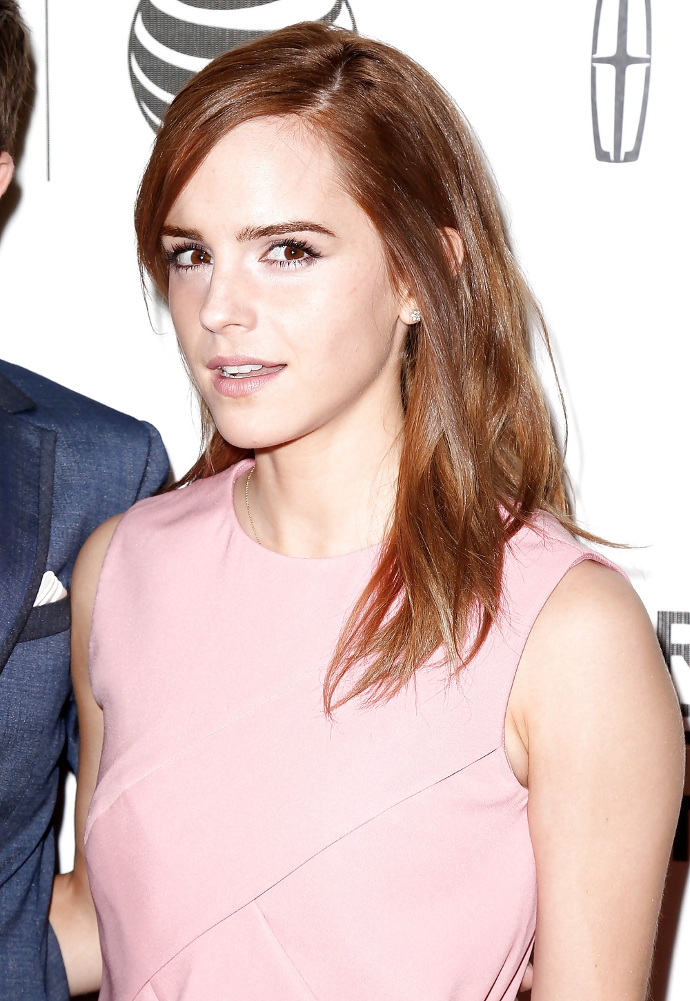 Emma watson - boulevard premiere - piedi
 #33903404