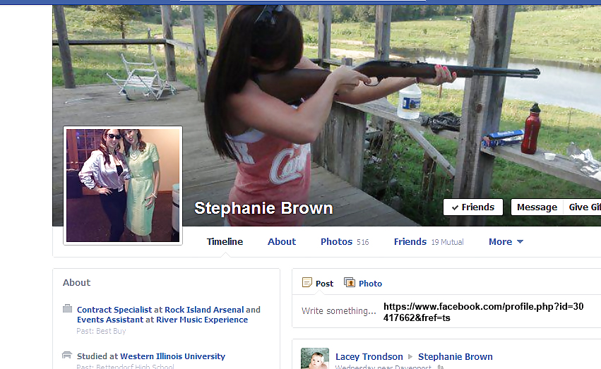 フェイスブック友達のステファニー・ブラウンの露出
 #38044723