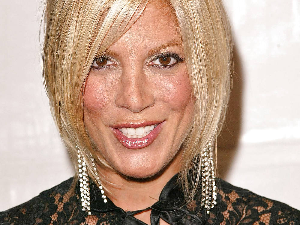 Tori Spelling (hq) #34557863