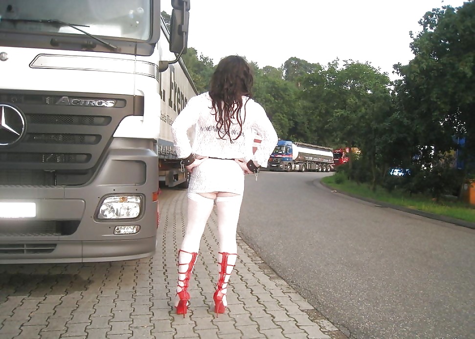 Hooker #26412934
