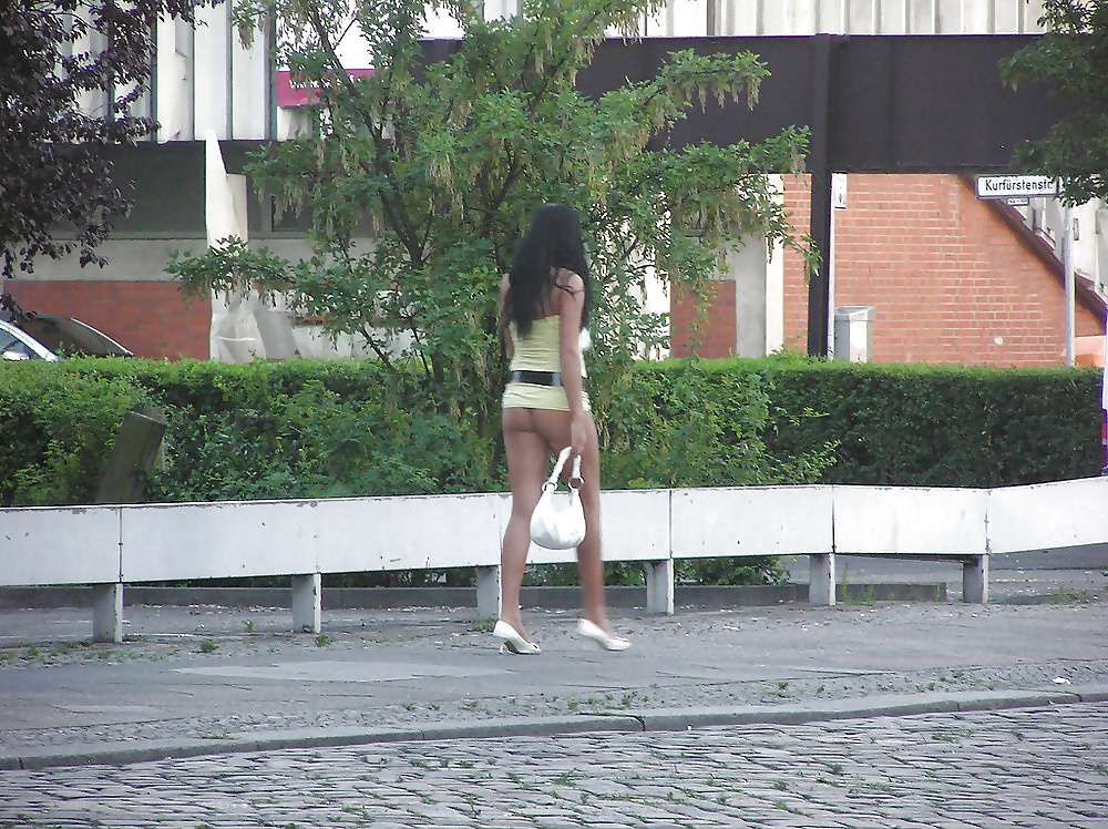 Hooker #26413090