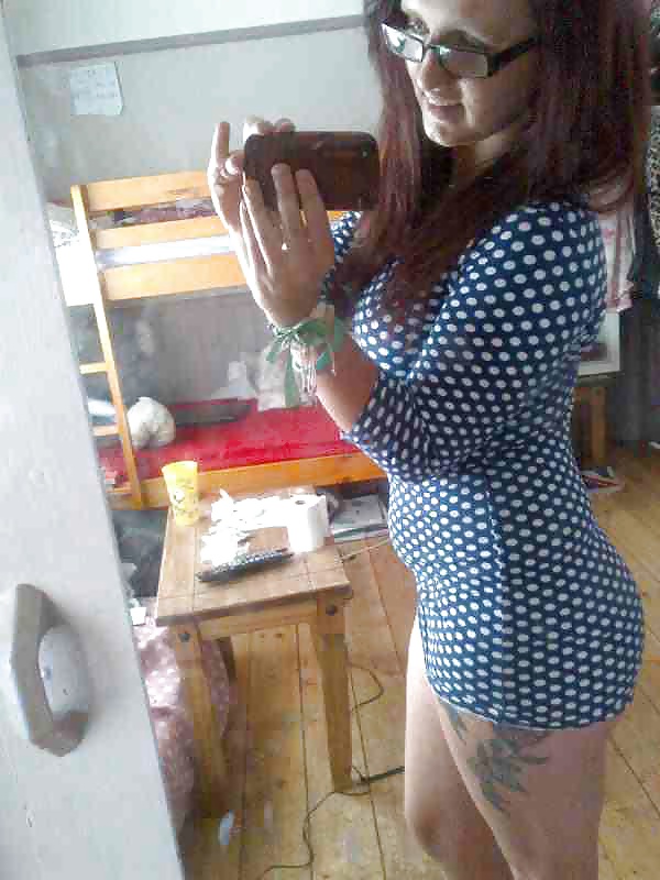 Putas de sexo cibernético
 #24665378