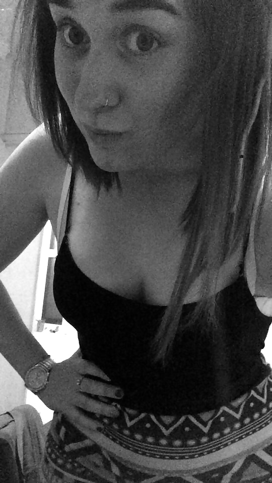 フェイスブックガール：ターシャ
 #38792333