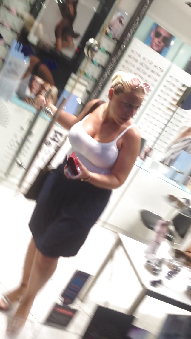 Candid Huge Blonde Tits White Tanktop #28717782