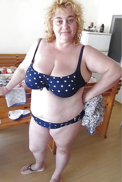 Amatuer bbw mamme mature vestite come troie
 #39564209