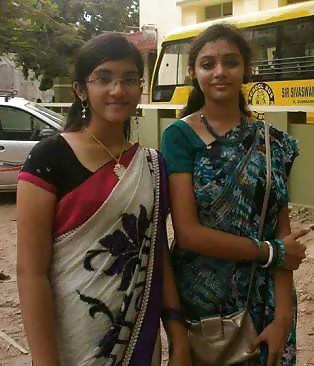 Madres indias con hijas insatisfechas
 #32838307