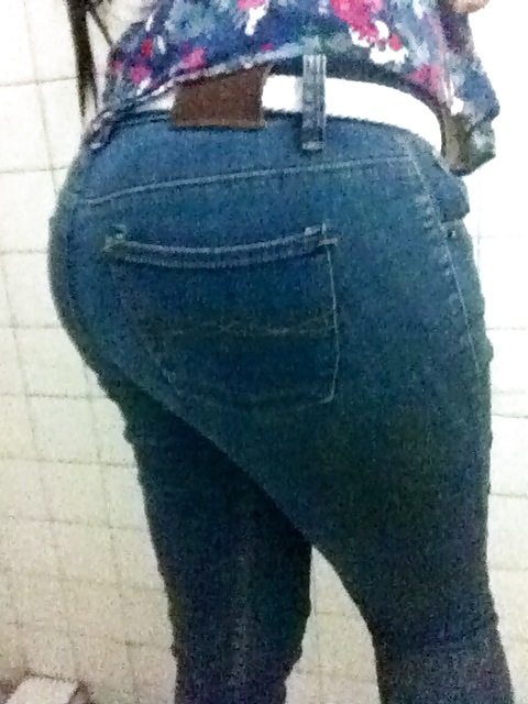 Kai Kai BubBle Butt for those huge boners!! #24221208