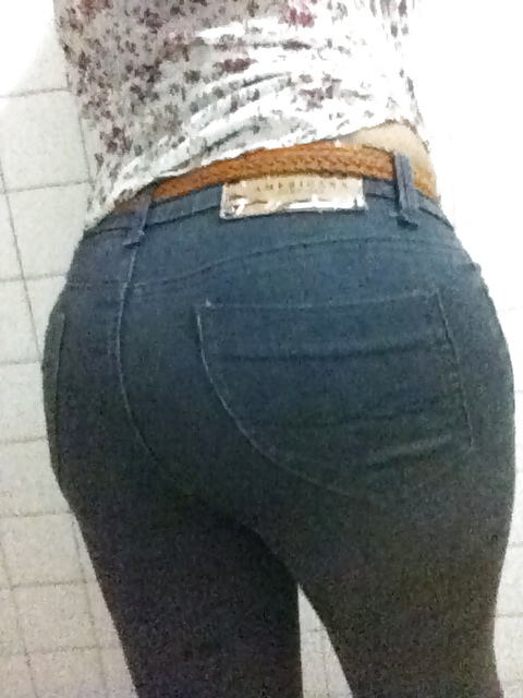 Kai Kai BubBle Butt for those huge boners!! #24221214