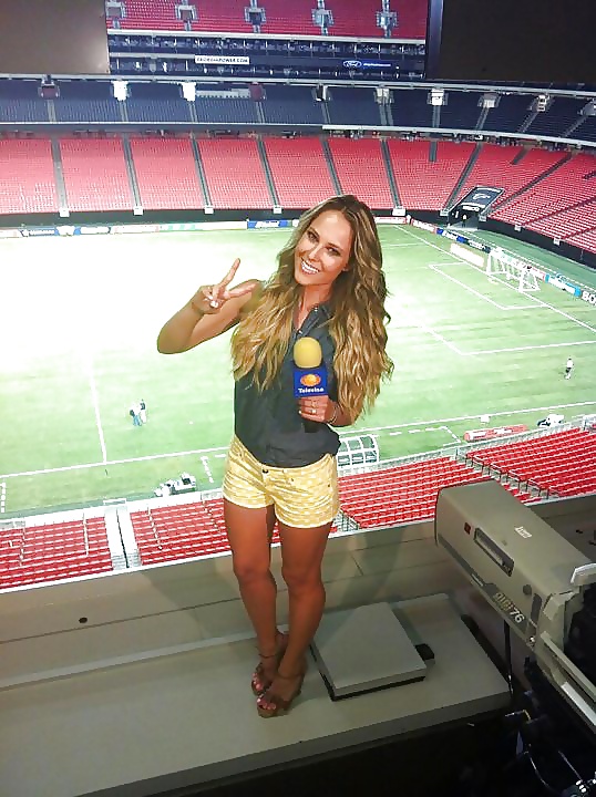 Vanessa huppenkothen
 #28593010
