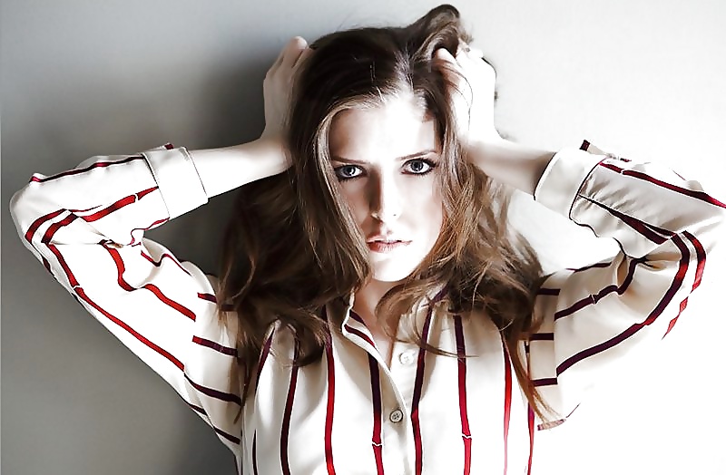 Anna Kendrick #27390806