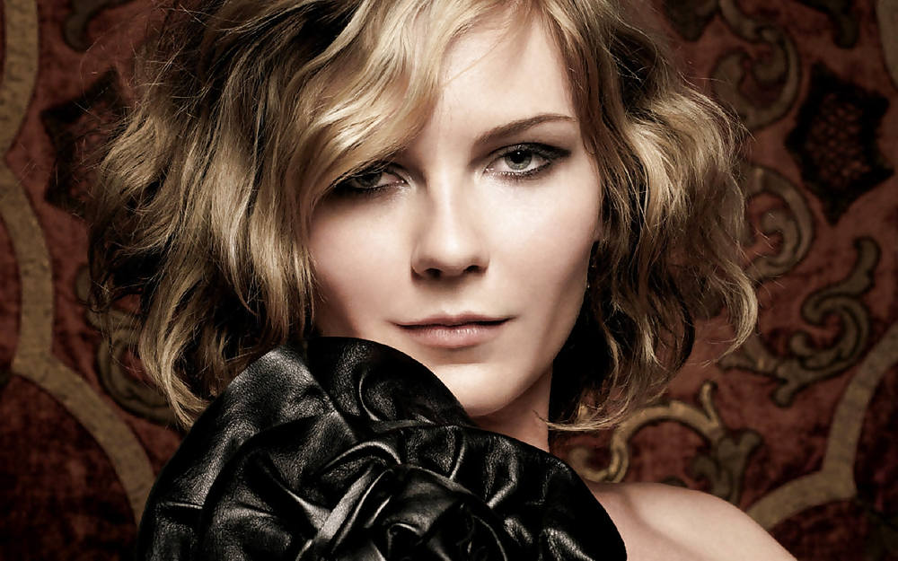 Dunst Vs. Dushku #24744551