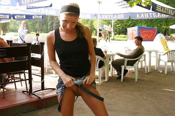 Ihre Muschi Und Ihren Arsch Zu Blinken 4 #31085081