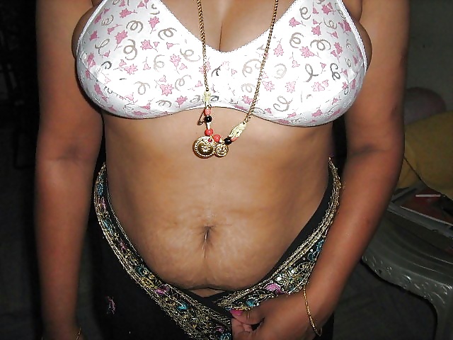Indian Aunty Show 18 #28796262