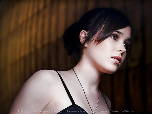 Ellen Page #33903490