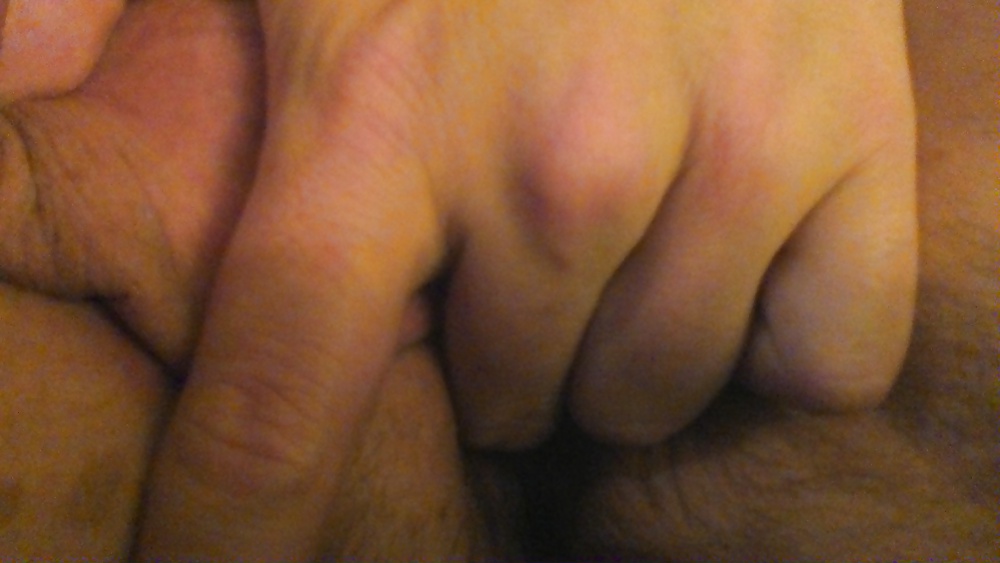 Nur eine darf sehen 
 #34274910